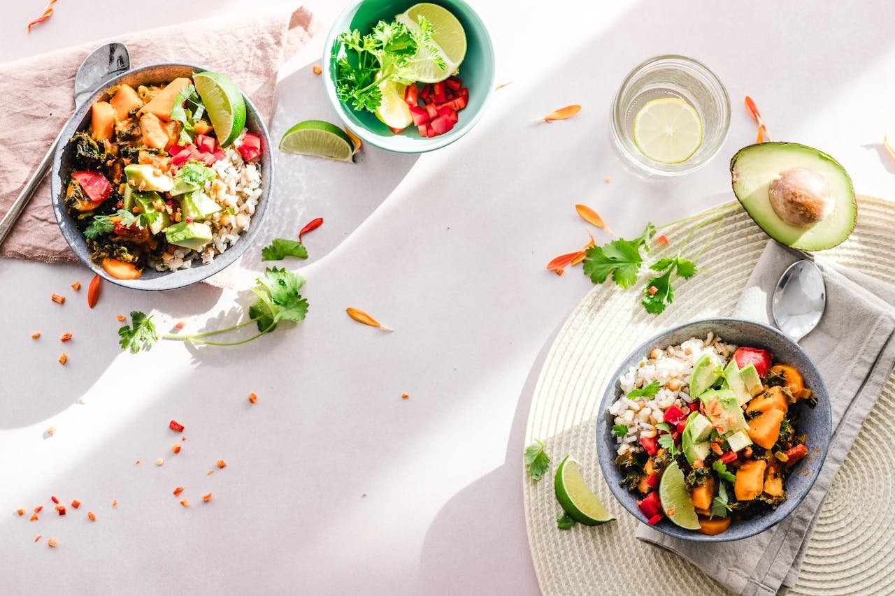 Bowl Meals: A Delicious Harmony of Nutrition, Aesthetics, and Sustainability